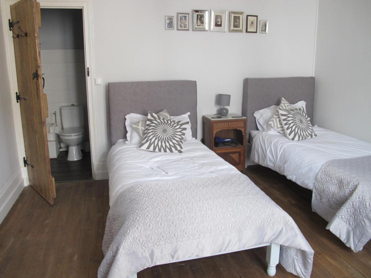 Chezlola Bed and Breakfast Civray  Eksteriør billede